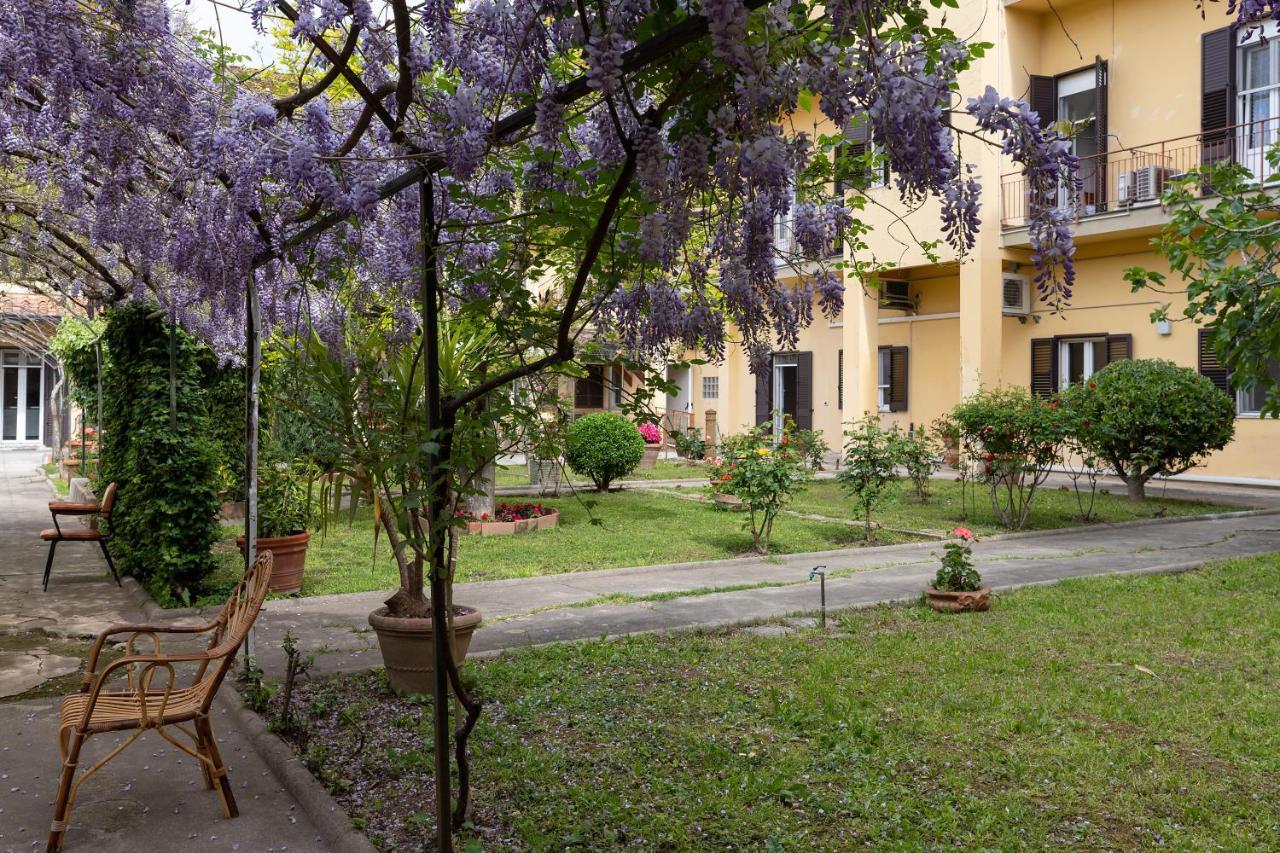 Hotel Casa Ferie Sant’Anna Florencia Exterior foto