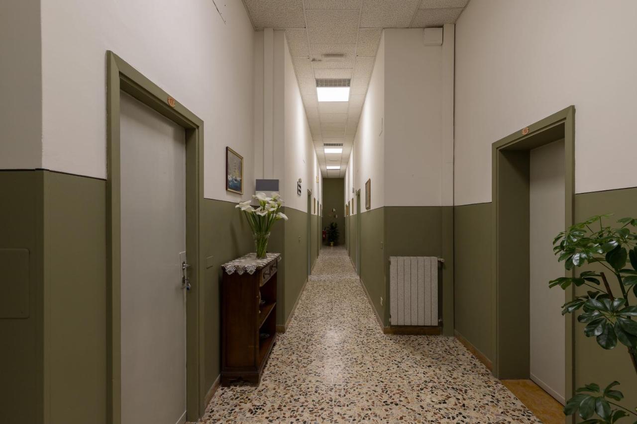Hotel Casa Ferie Sant’Anna Florencia Exterior foto