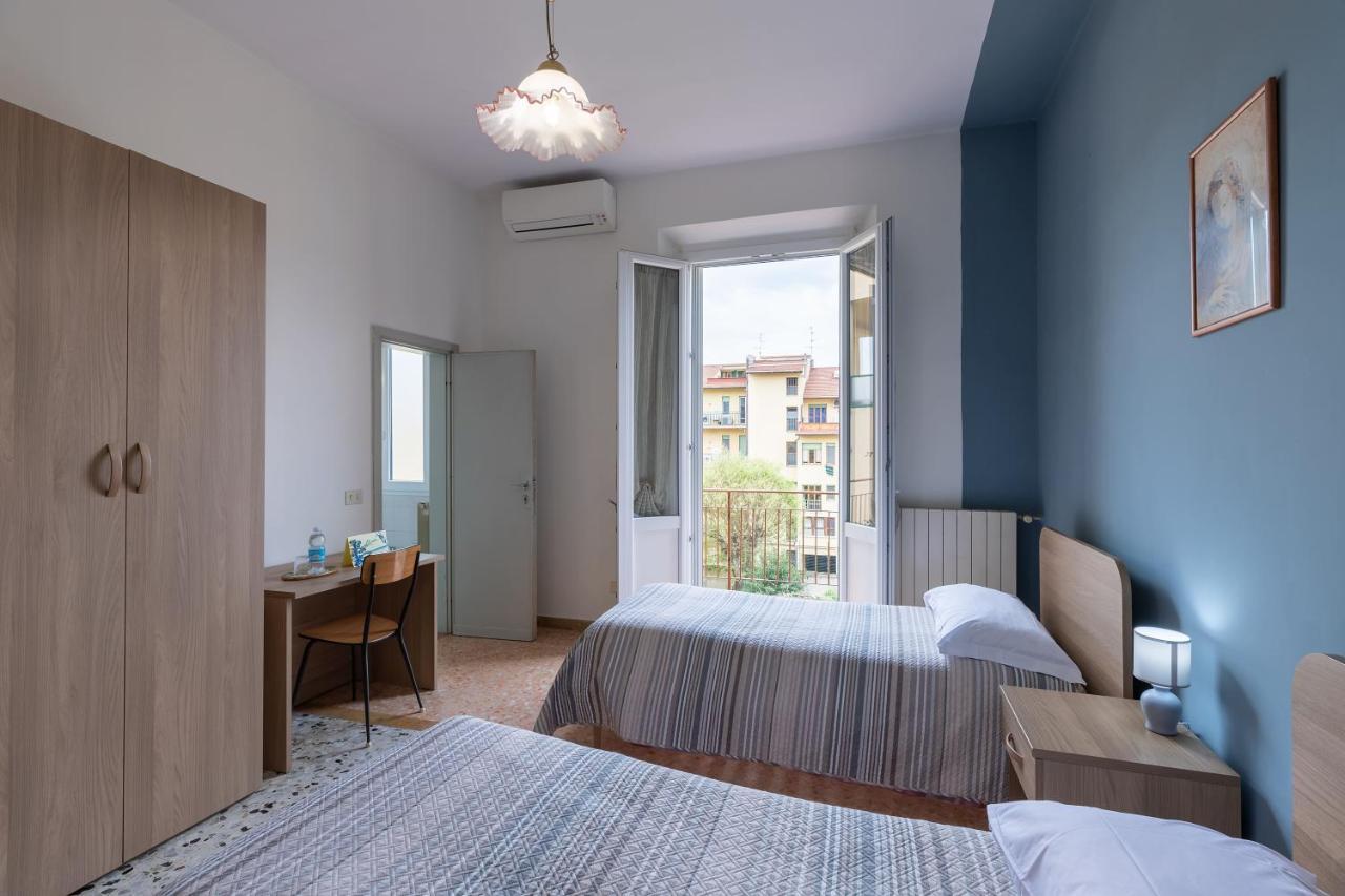 Hotel Casa Ferie Sant’Anna Florencia Exterior foto